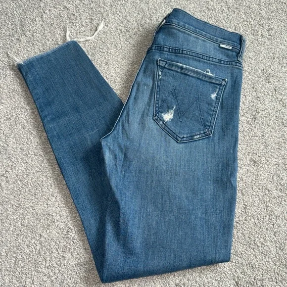 MOTHER Denim The Stunner in Graffiti Girl Size 28 - Picture 3 of 5